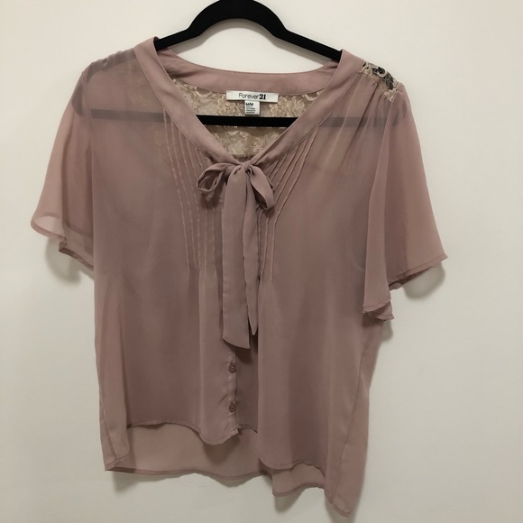 🛍3/$45 Blush front tie Blouse w. Back Lace Detail - Picture 2 of 7